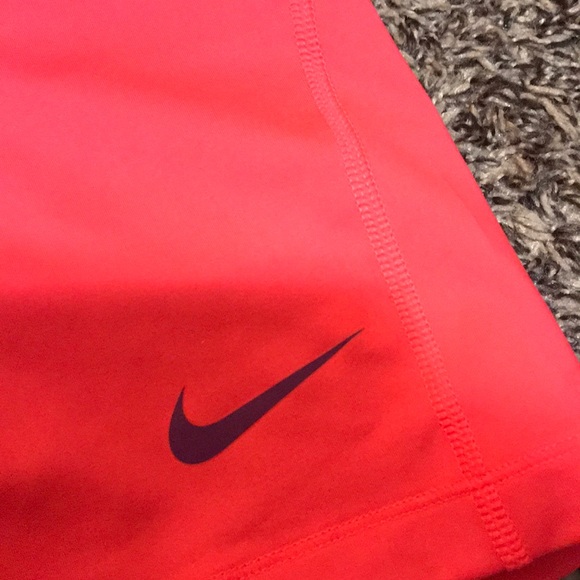 Nike Spandex - Picture 2 of 3
